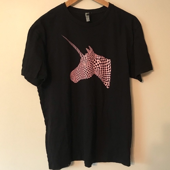CHECKERBOARD Unicorn T-shirt. Men’s size large. Unisex. - Picture 2 of 3